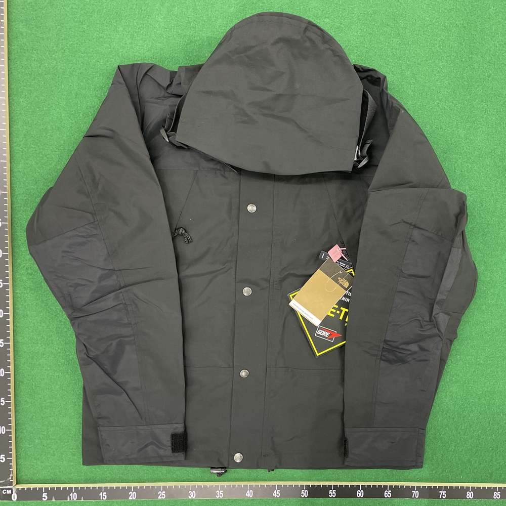 The North Face Men's Black Raincoat